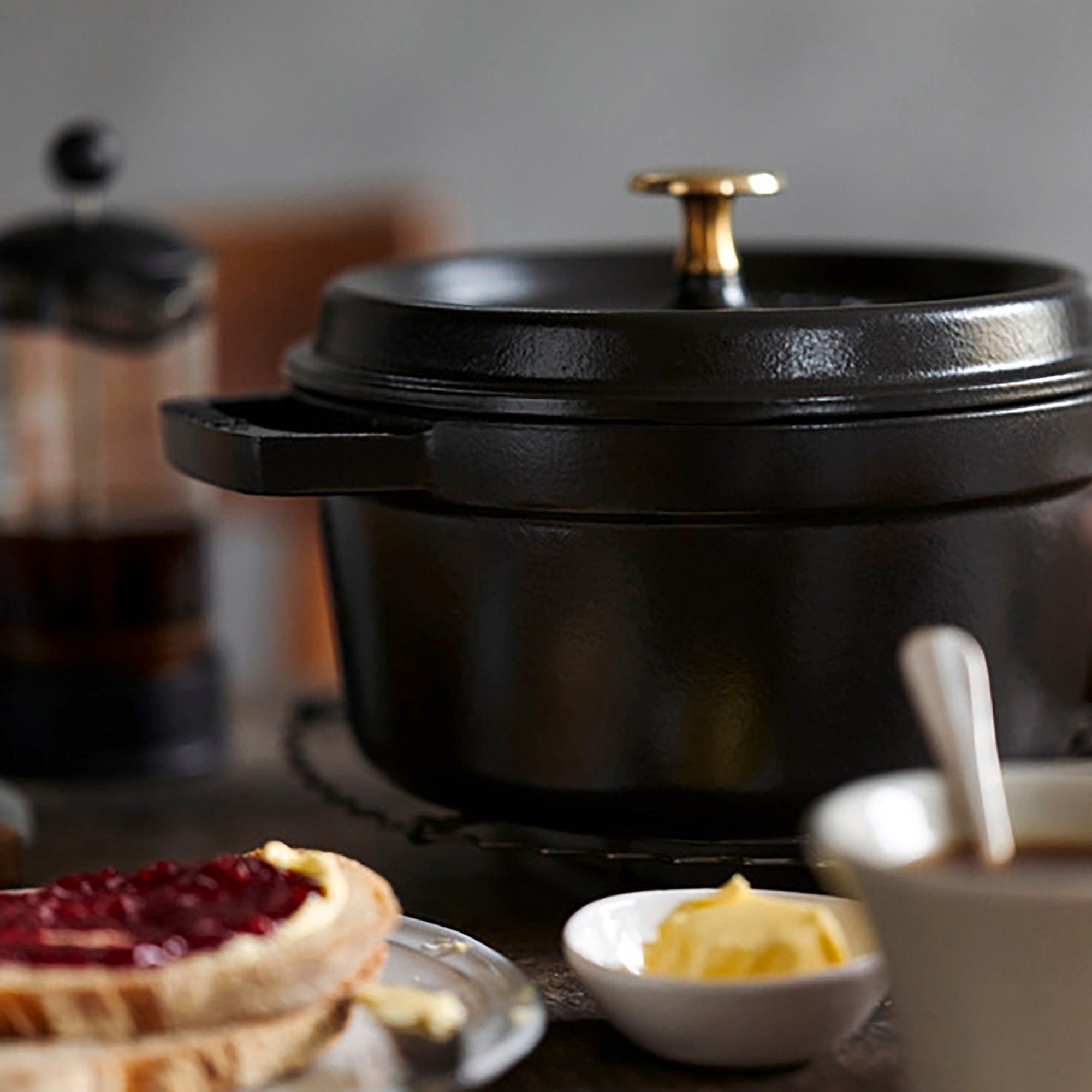 Staub Cast Iron Round Cocotte, Dutch Oven, 2.75-quart, serves 2-3, Made in France, Matte Black