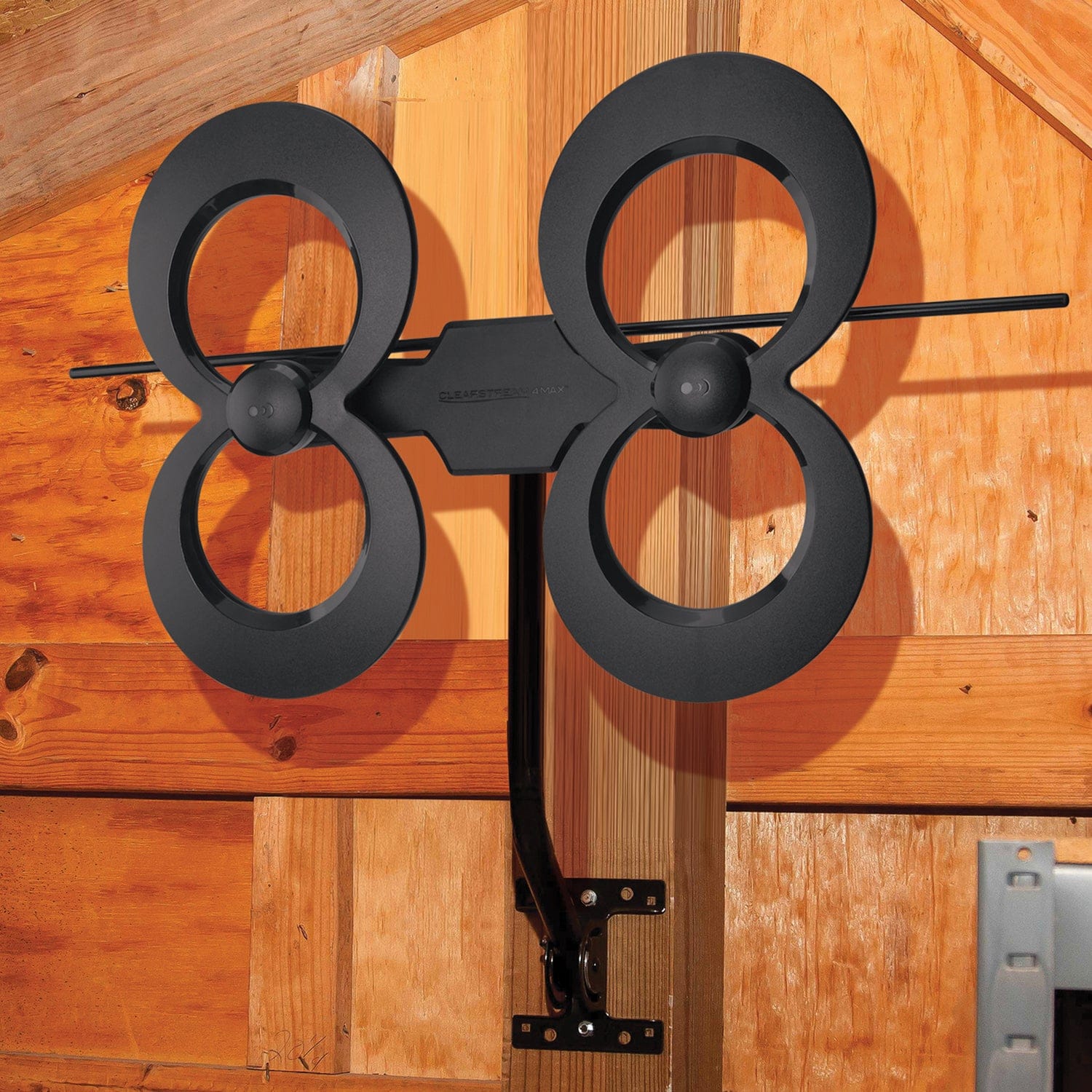 Antennas Direct ClearStream 4MAX HDTV Complete Indoor/Outdoor Multi-Directional TV Antenna with 70+ Mile Range, Cable, Mast, Amplifier, and Splitter