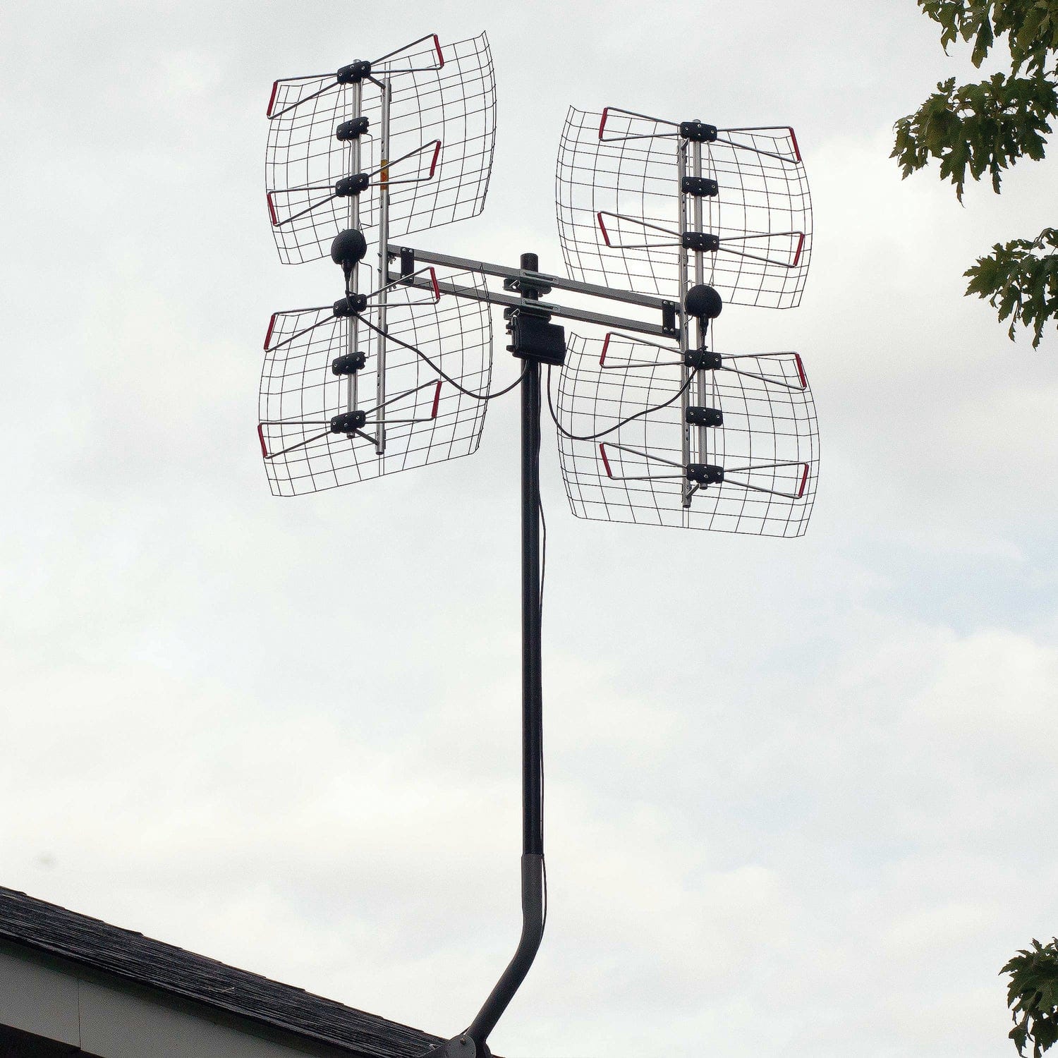 Antennas Direct 8-Element Bowtie UHF Outdoor HDTV Antenna, Multi-Directional, 70+ Mile Range, 4K 8K UHD NEXTGEN TV with All-Weather Mounting Hardware