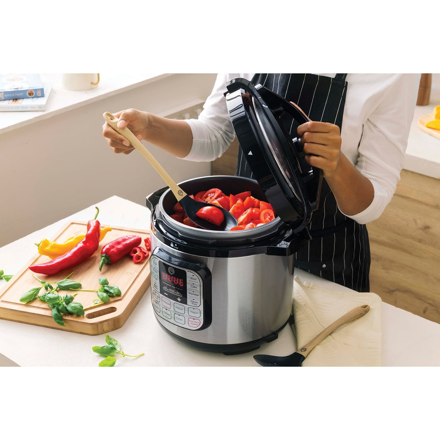 MasterChef 1000-Watt 6.3-Qt. 10-in-1 Multicooker