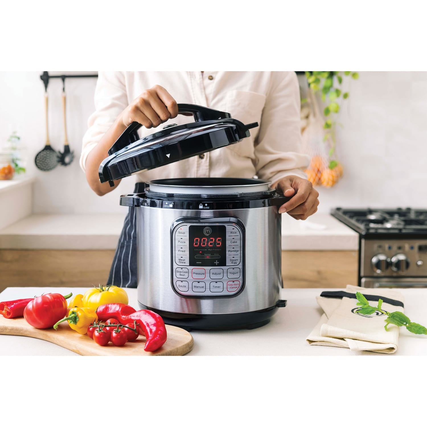 MasterChef 1000-Watt 6.3-Qt. 10-in-1 Multicooker