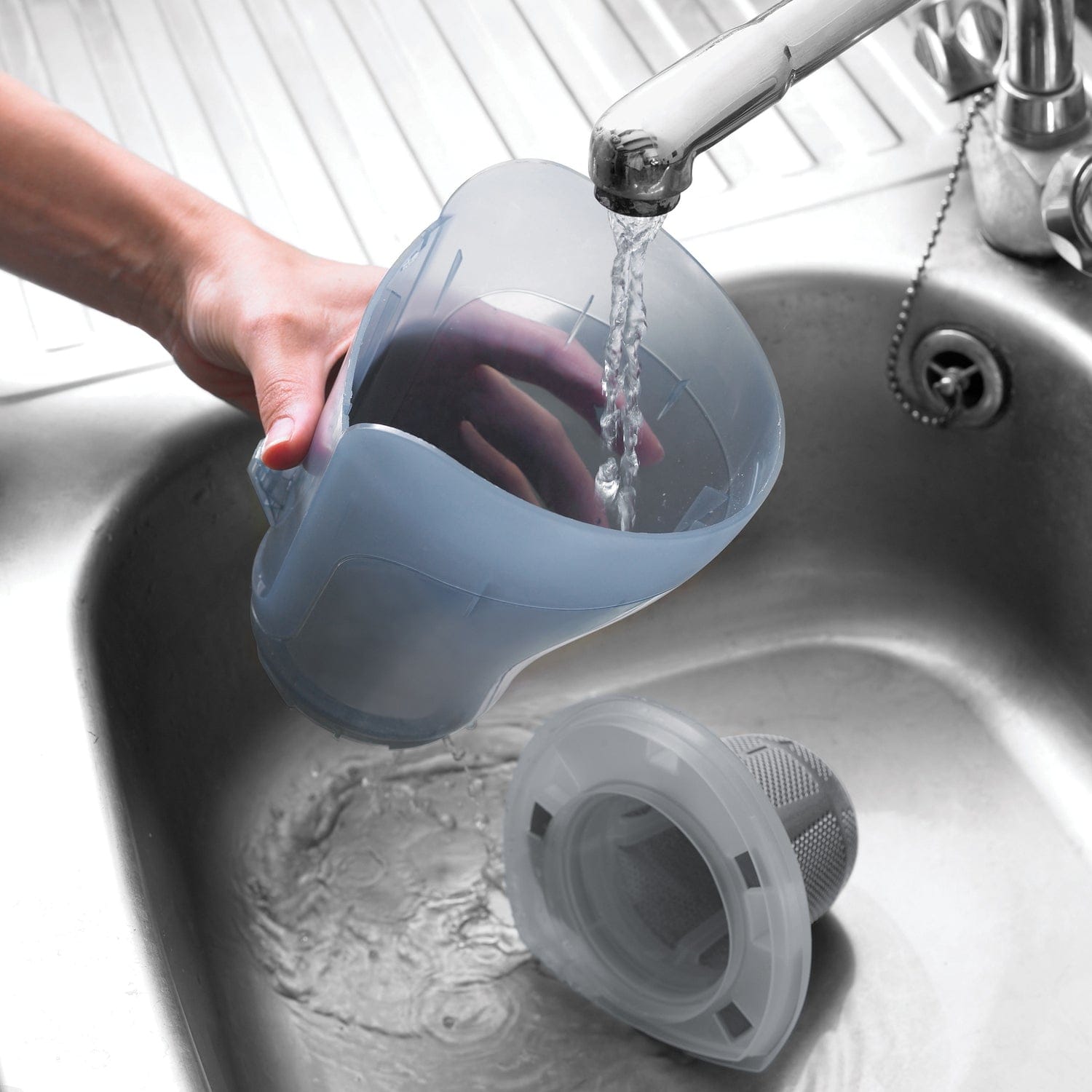 Black+Decker dustbuster AdvancedClean Cordless Handheld Vacuum, Blue and White