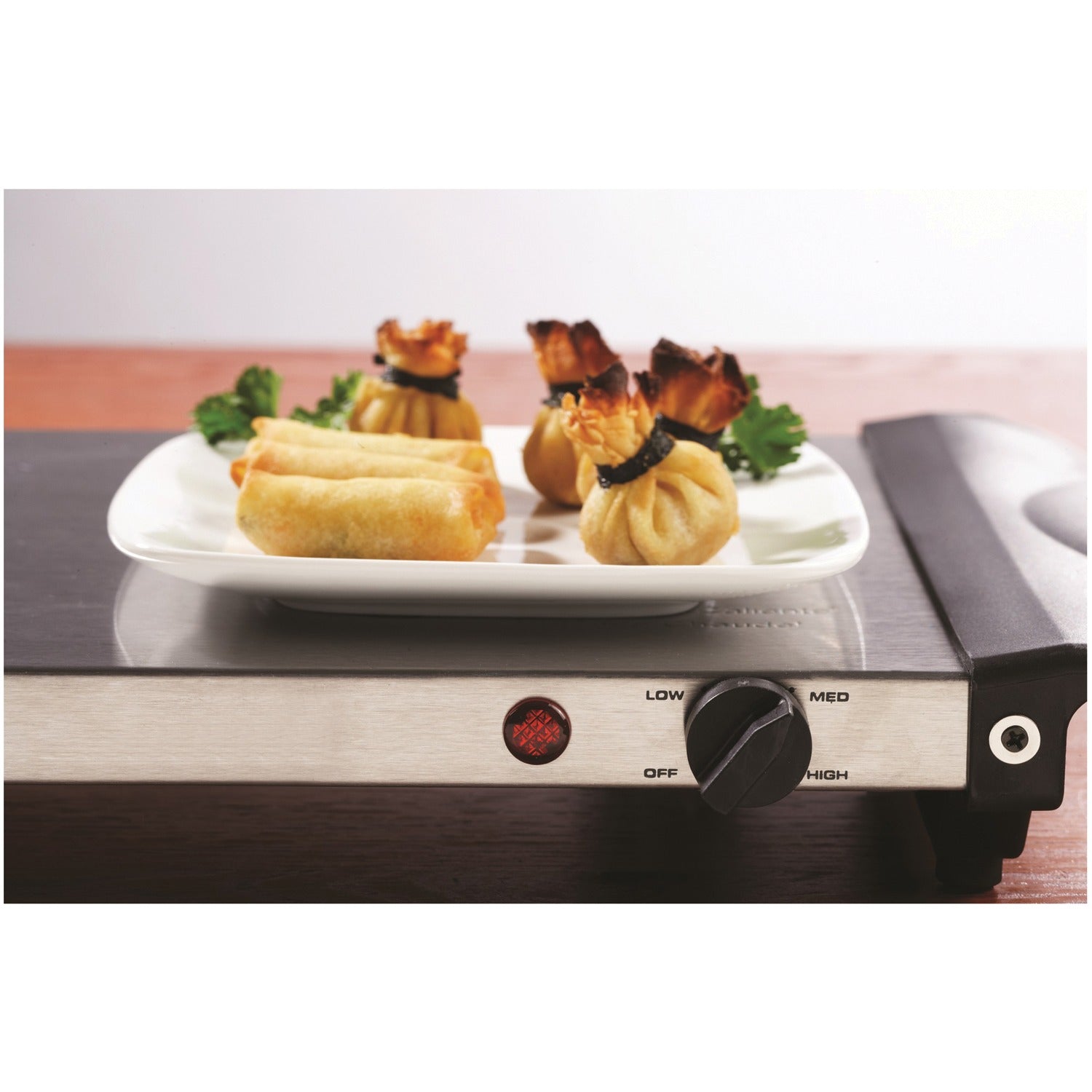 Brentwood 180-Watt 4.5-Qt. 3-Pan Buffet Server and Warming Tray, Silver