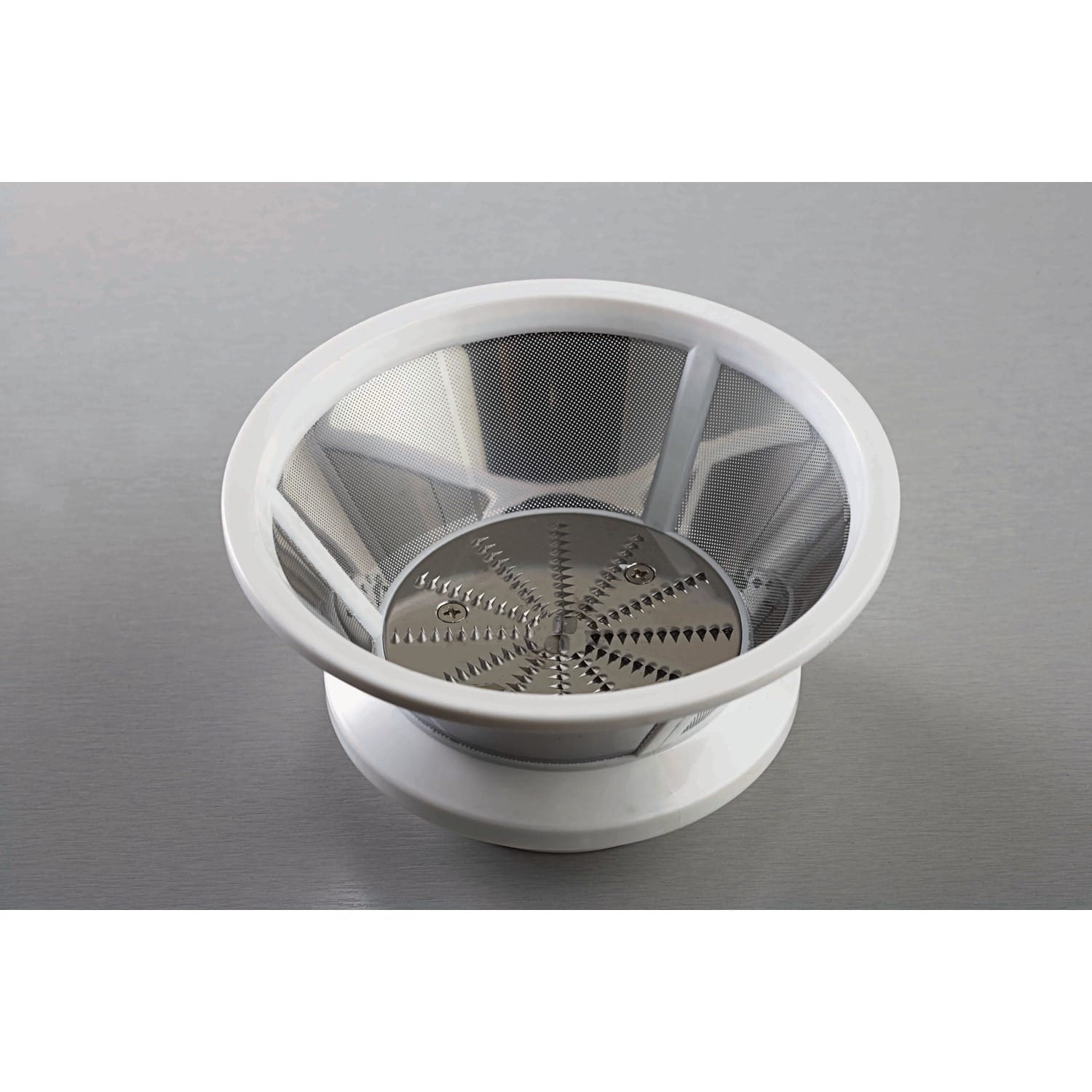 Brentwood 350-mL 400-Watt Juice Extractor
