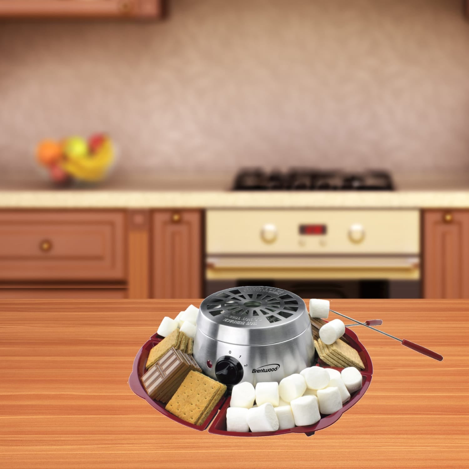 Brentwood Just For Fun Indoor Electric Stainless Steel S’mores Maker with 4 Trays and 4 Roasting Forks