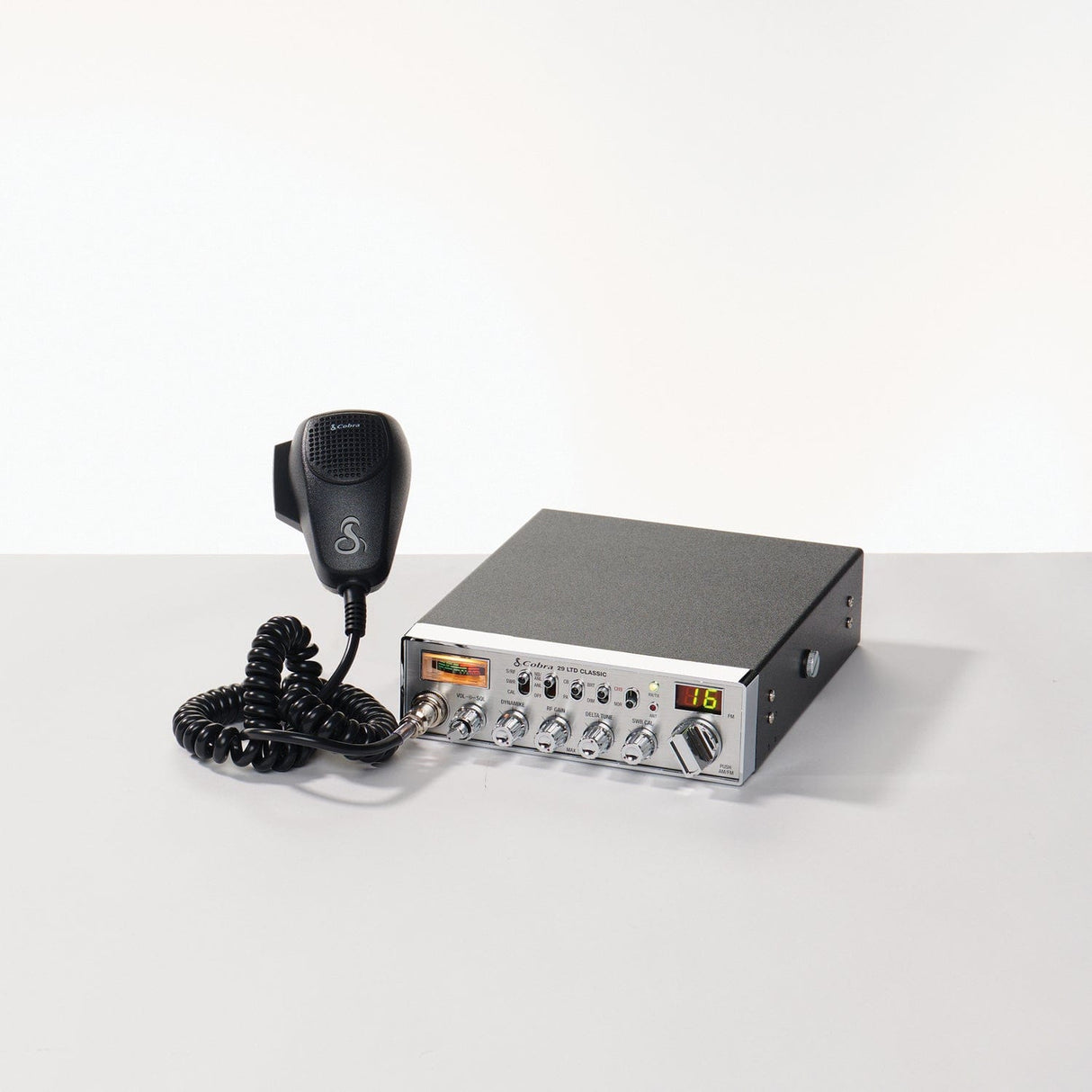 Cobra 40-Channel AM/FM CB Radio with Microphone, 29 LTD Classic, Black