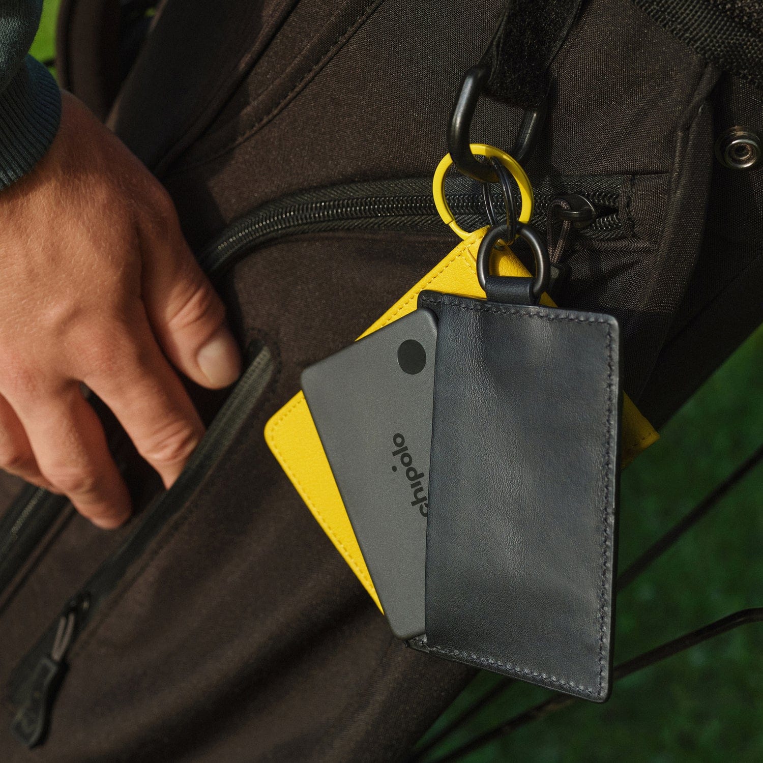 Chipolo CARD Rechargeable Tracking Device, Charcoal