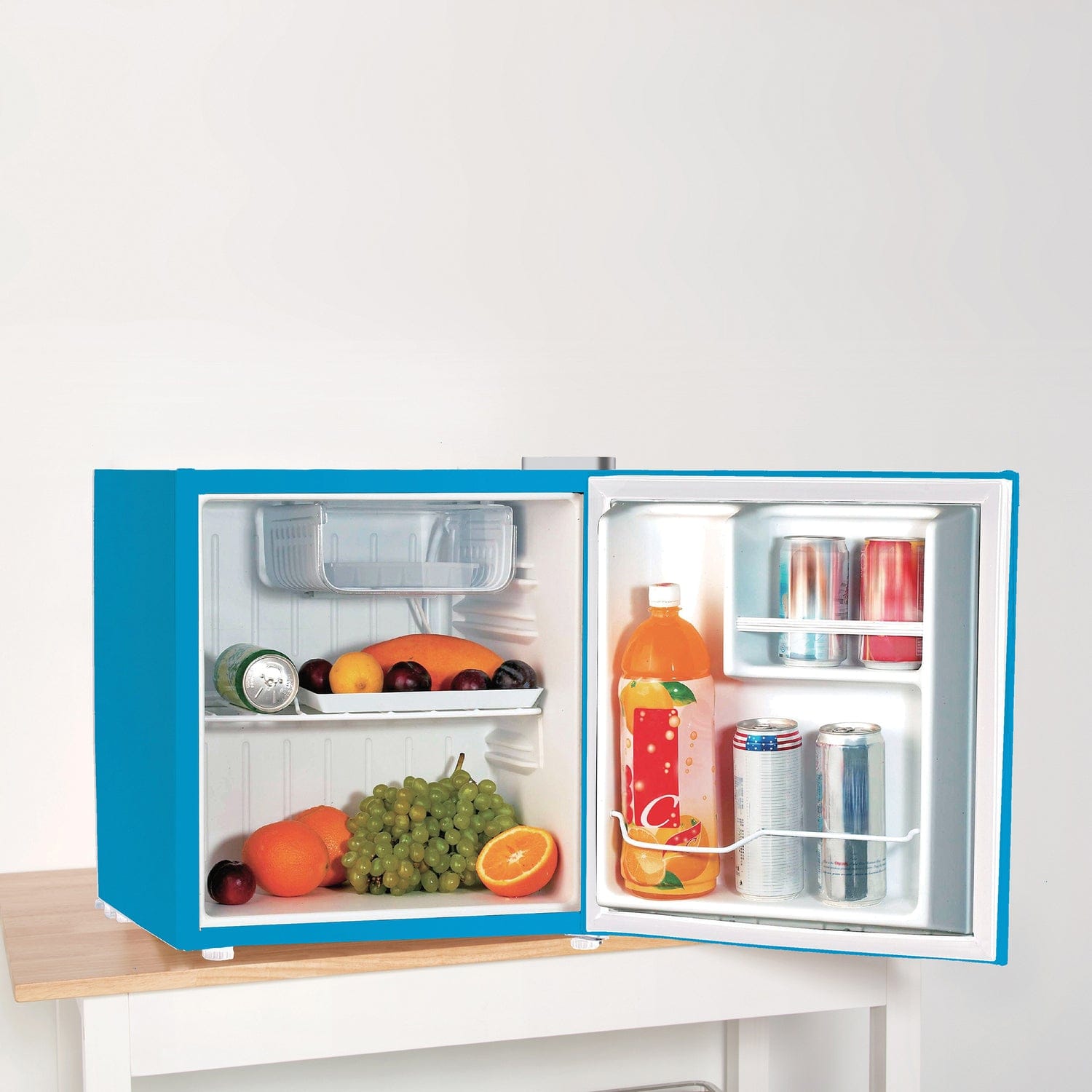 Frigidaire 1.6-Cu.-Ft. 50-Watt Compact Refrigerator, Blue