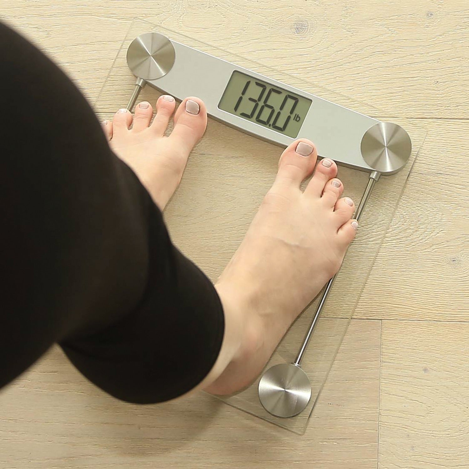 Escali Easy-to-Read Display 400-lb Capacity Chrome and Glass Bathroom Scale