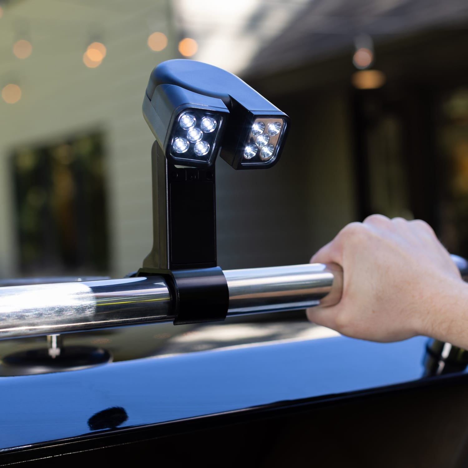 Maverick Fully Adjustable 10-LED Grill Light