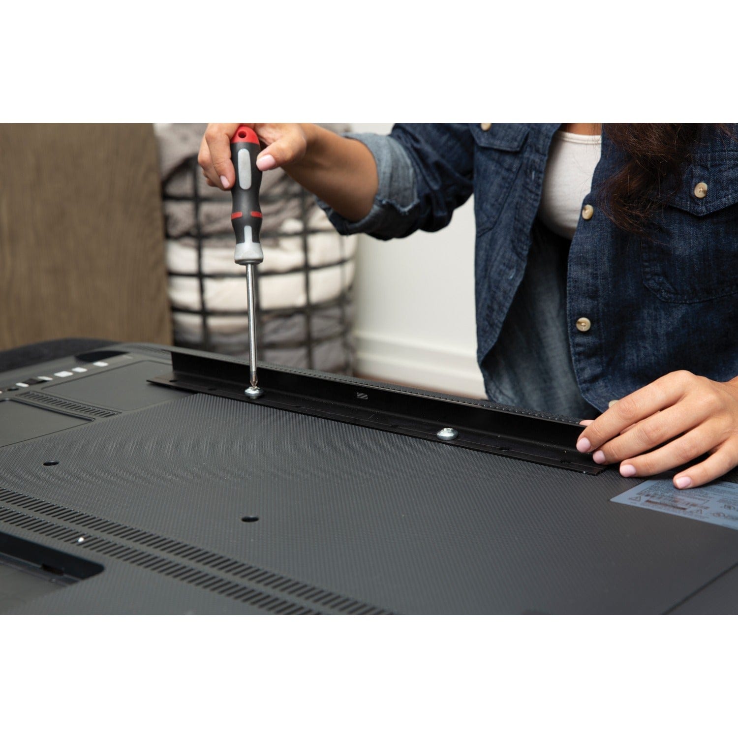Hangman 32-In. to 65-In. No Stud TV Hanger