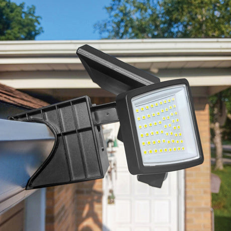Insert Toolless Products Easy-Install 1000-Lumen Gutter-Mount Triple-Head Solar Security Light, Black