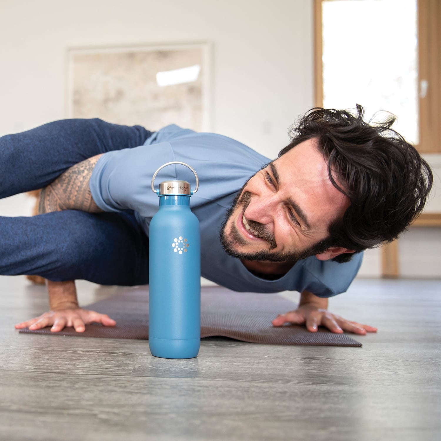 Lifefactory 32-Oz. Stainless Steel Vacuum-Insulated Sport Bottle, Dark Denim