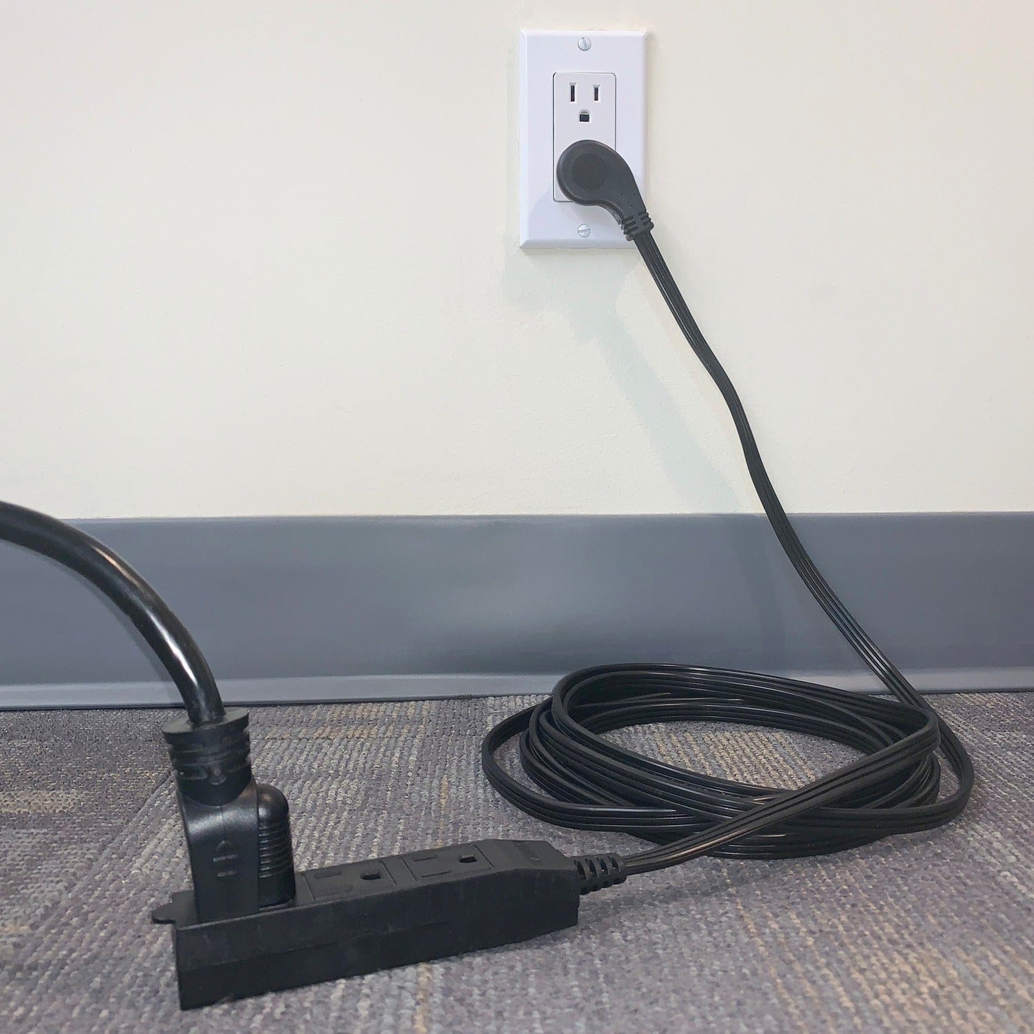 Stanley CordMax Home and Office 3-Outlet Grounded Indoor Extension Cord with Low-Profile Plug, 9 Ft., Black