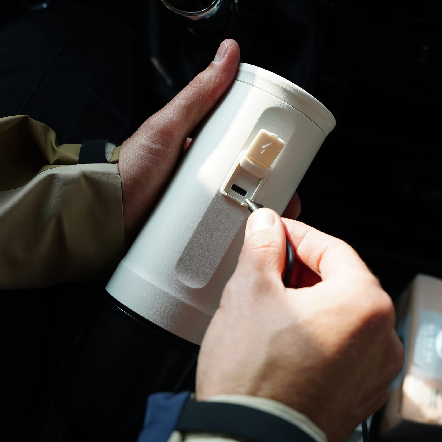 OutIn Nano Portable Electric Espresso Machine, Pearl White