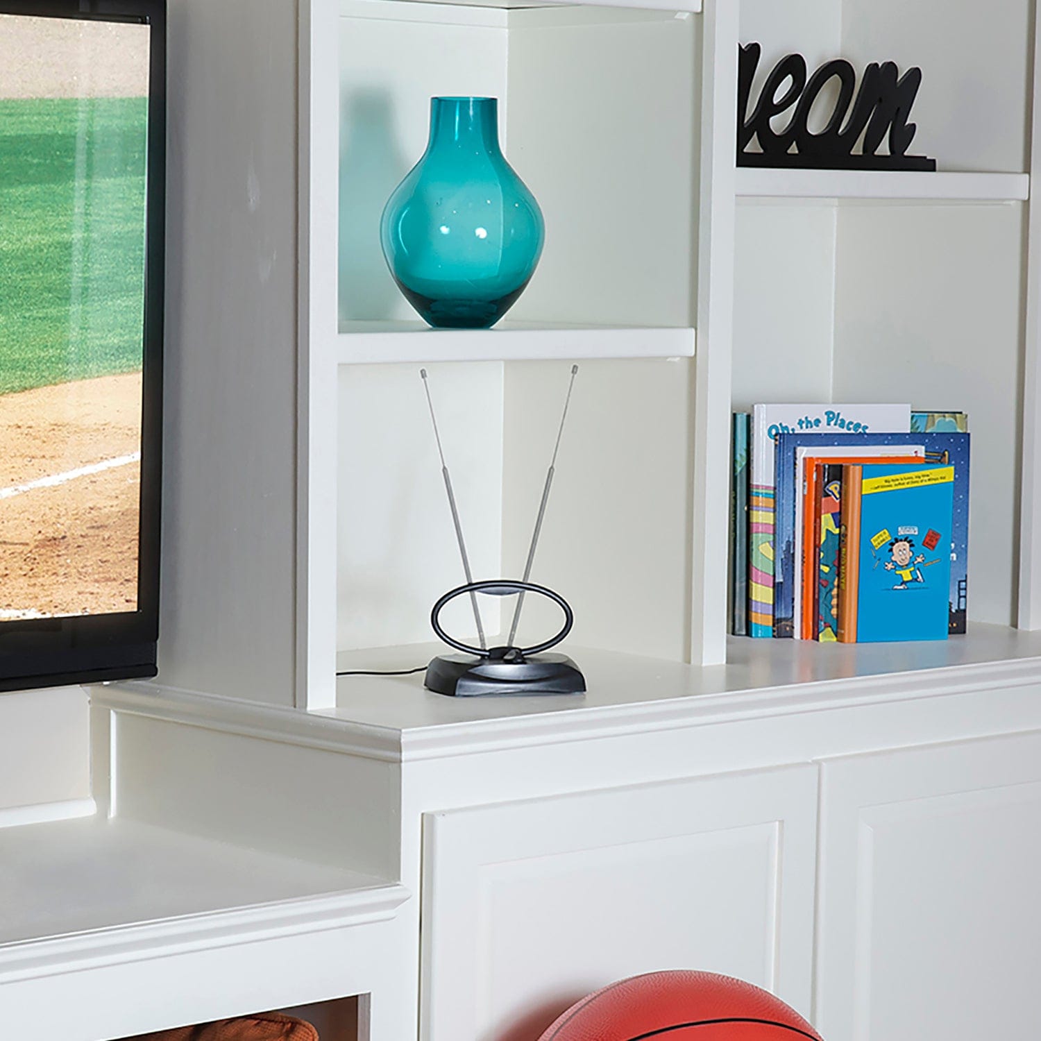 RCA Indoor HDTV and FM Antenna with up to 30-Mile Range