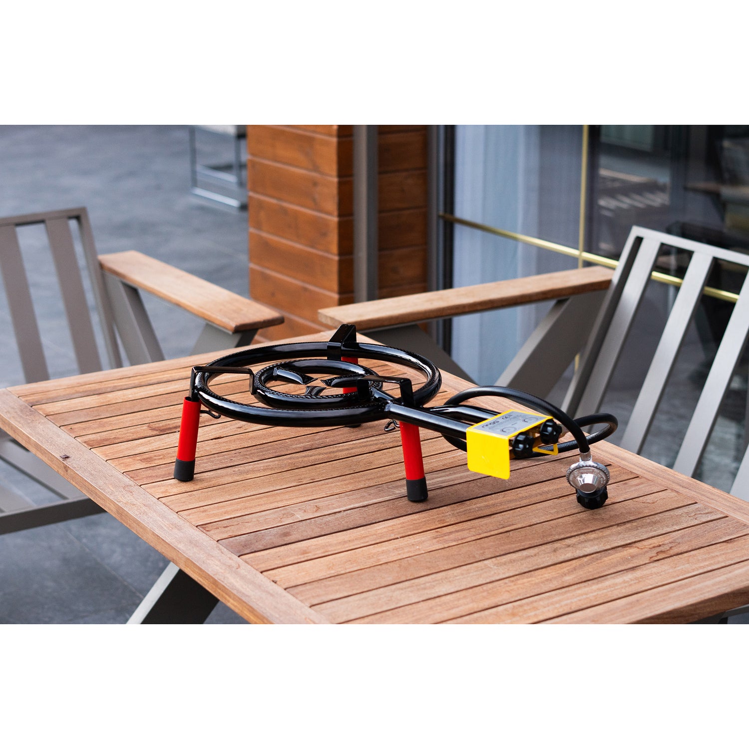 Ringg Outdoor Flame Series Classic Kit with 16-In. Dual-Ringed Gas Burner and 5-In. Tabletop Stand for 16 Servings