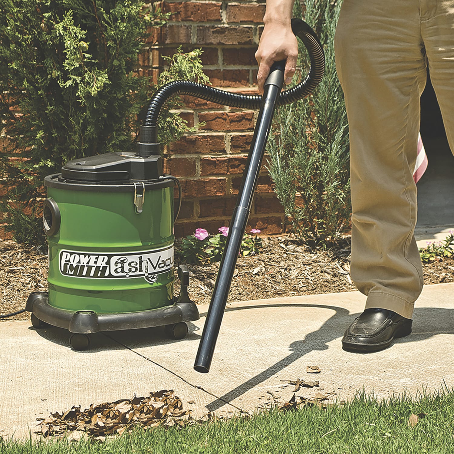 PowerSmith 10-Amp 3-Gal. Ash Vacuum