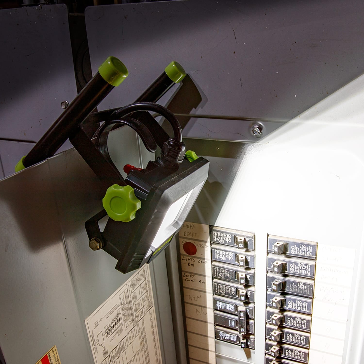 PowerSmith 2000-Lumen 20-Watt LED Work Light with 5-Ft. Cord