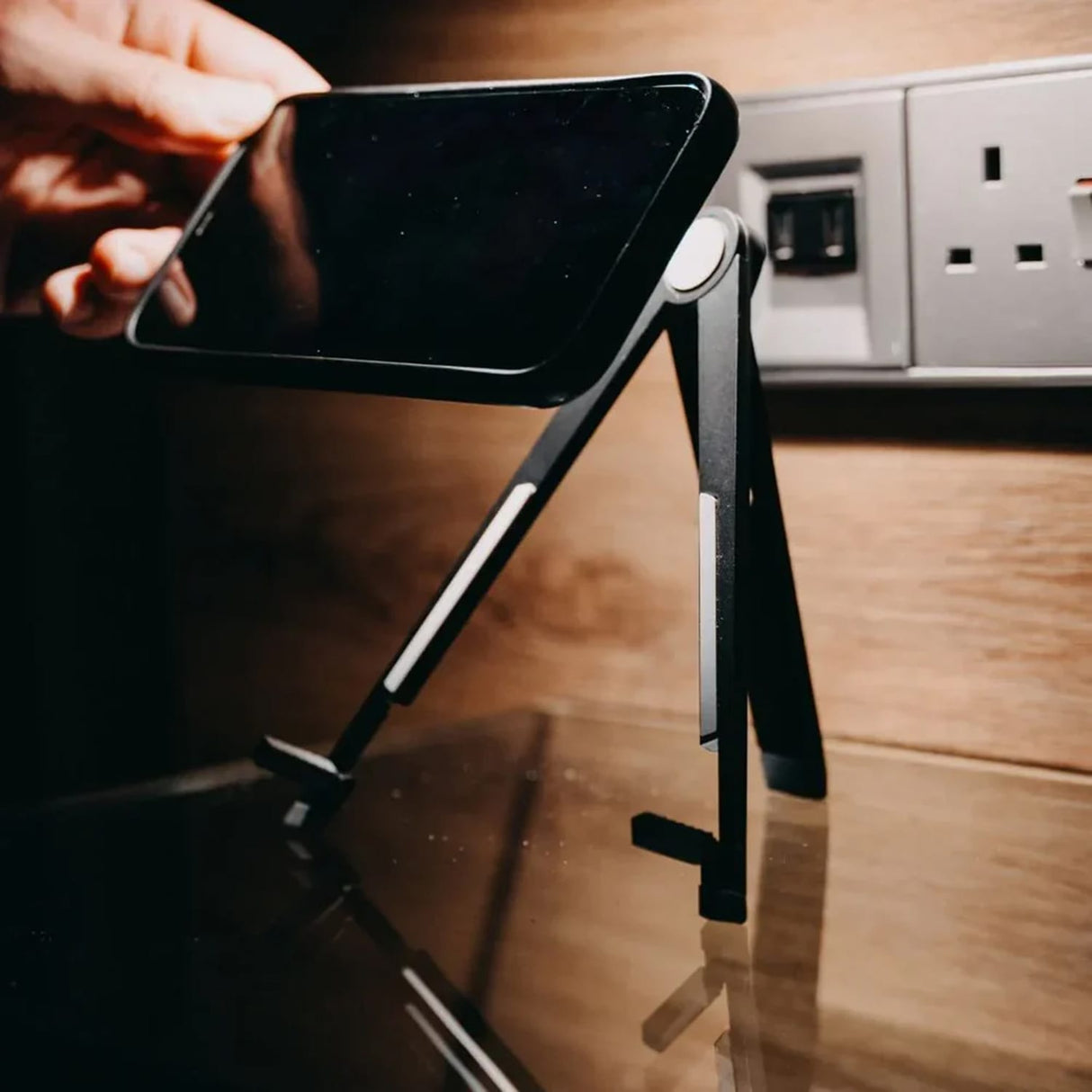 Scapade AirStand Foldable Travel Stand for Smartphones and Tablets