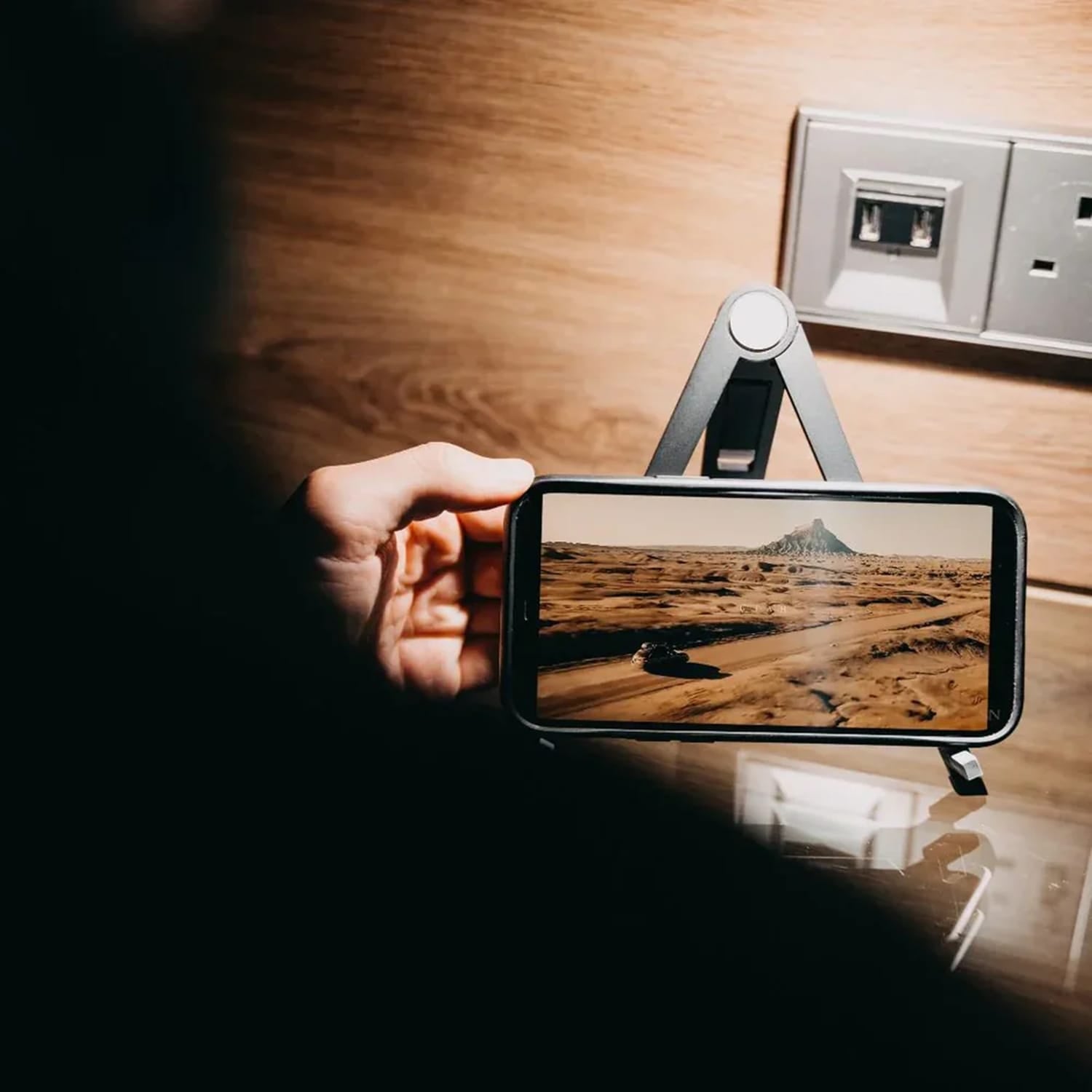 Scapade AirStand Foldable Travel Stand for Smartphones and Tablets