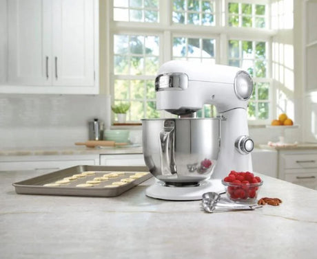 Cuisinart 5.5-Quart Stand Mixer, White - Certified Refurbished