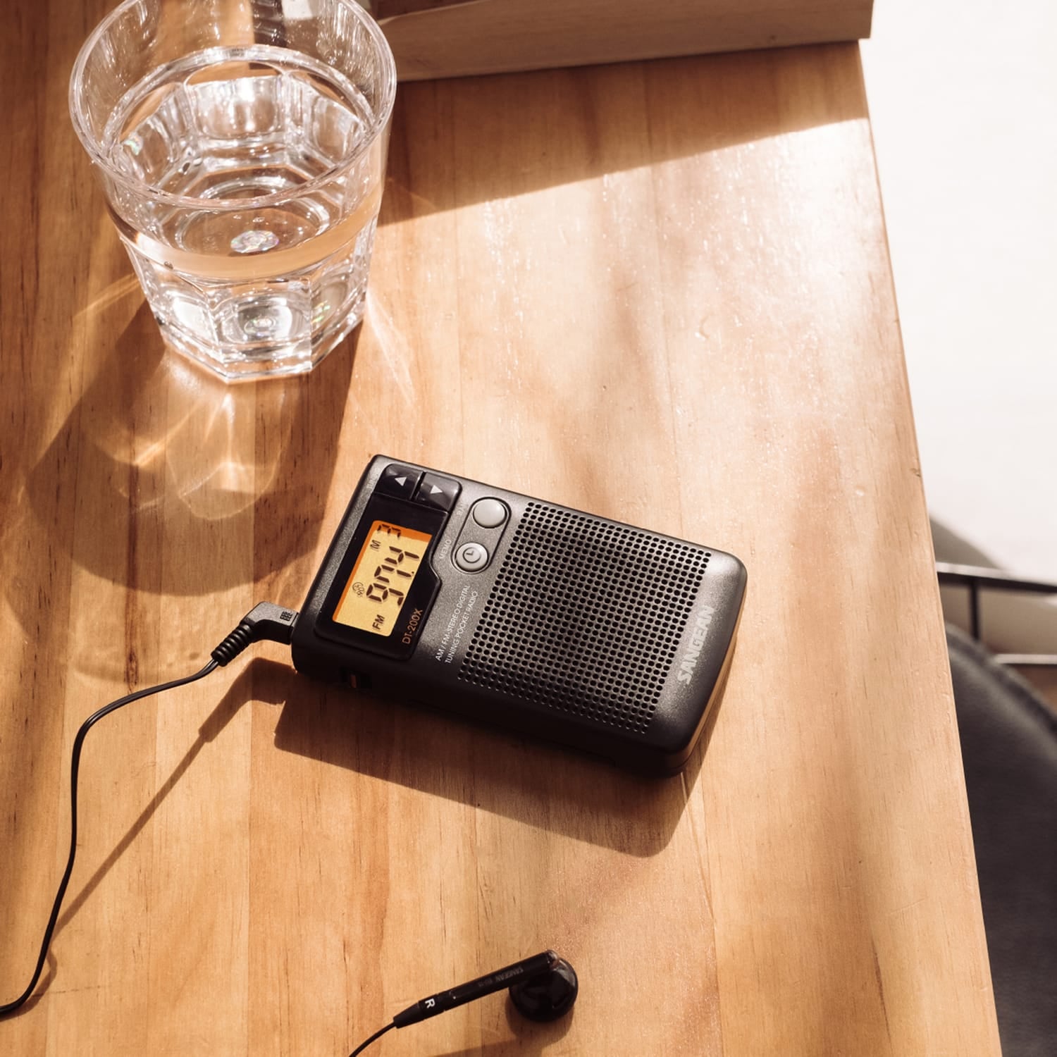 Sangean AM/FM Digital Pocket Radio with Earbuds, Black, DT-200X