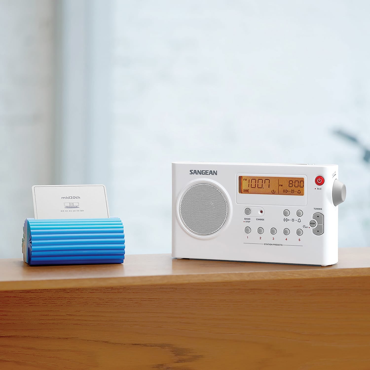 Sangean PR-D7 Portable AM/FM Rechargeable Compact Digital-Tuning Radio, White