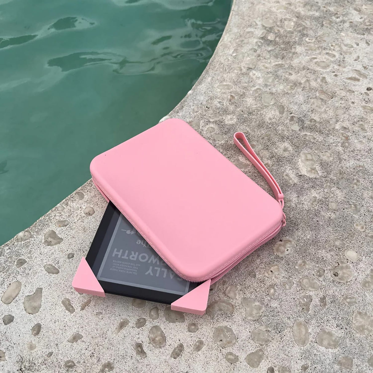 Strapsicle Clutch Sleeve for Select Kindle and Kobo E-Readers, Blush
