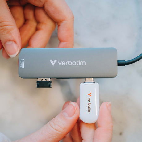 Verbatim USB-C Essentials 4-Port Hub, 32155