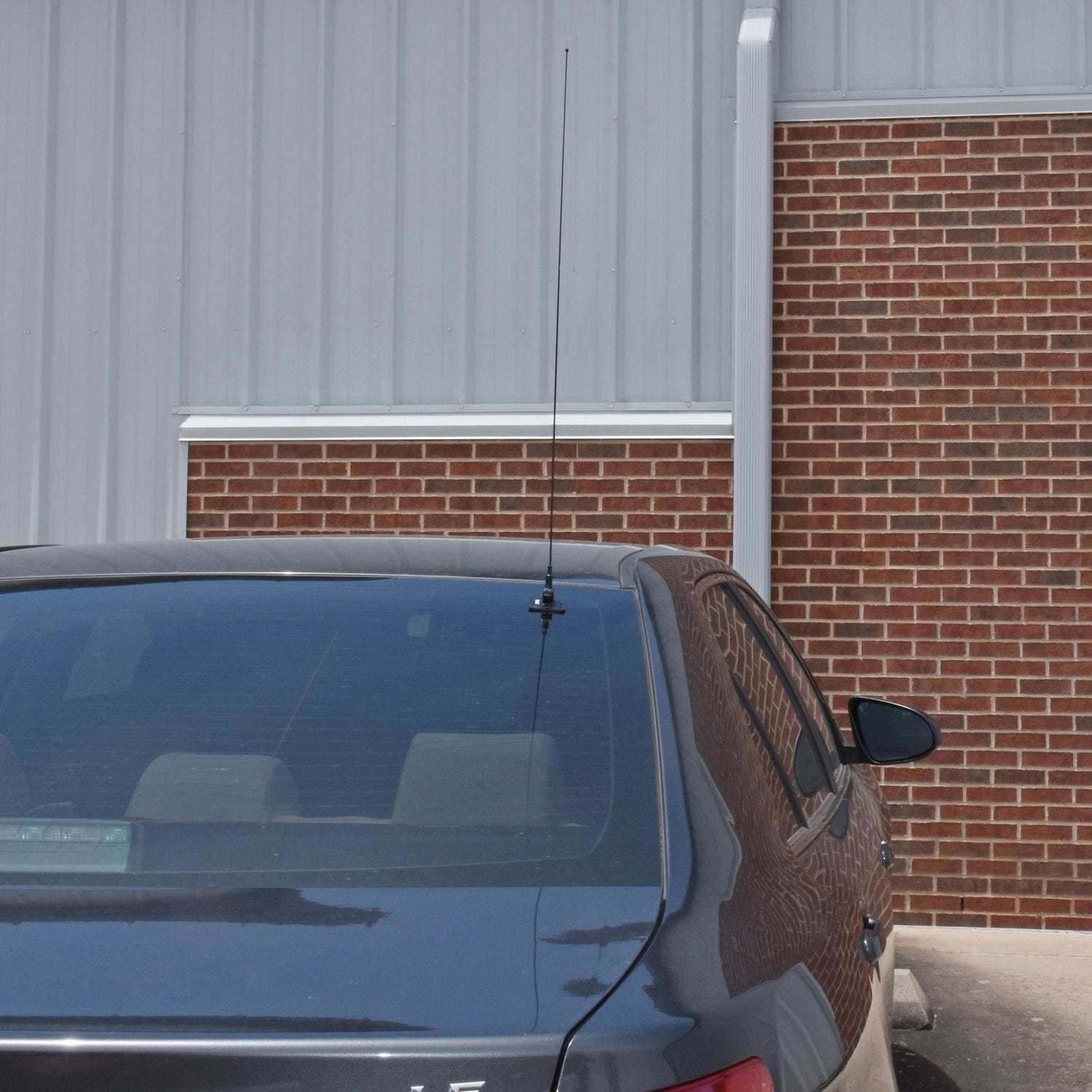 Tram 50-Watt Pretuned 150 MHz to 158 MHz VHF Radio Antenna Kit with Glass Mount and Cable