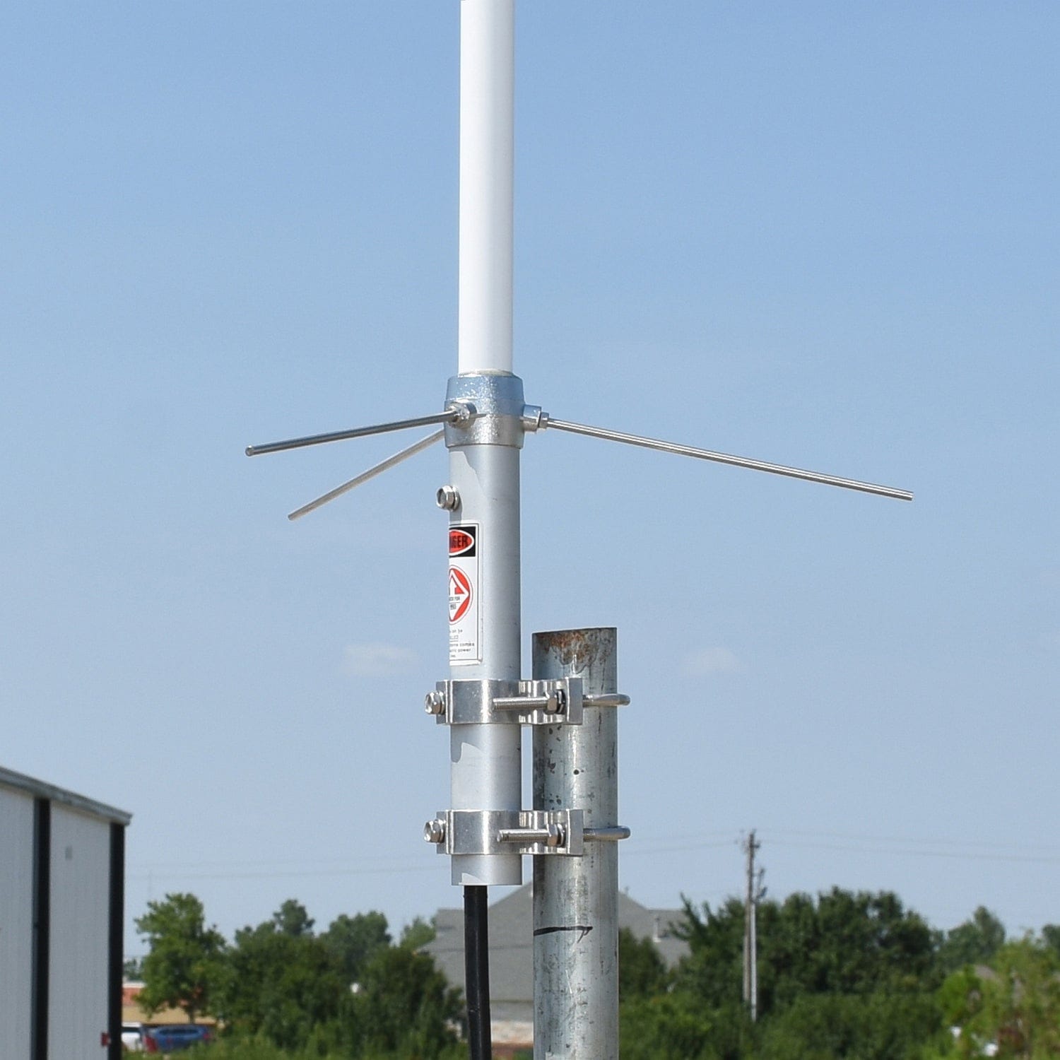 Tram 200-Watt Pretuned 400 MHz to 495 MHz UHF Fiberglass Base Antenna with 50-Ohm UHF SO-239 Connector, 39 In. Tall, Stainless Steel