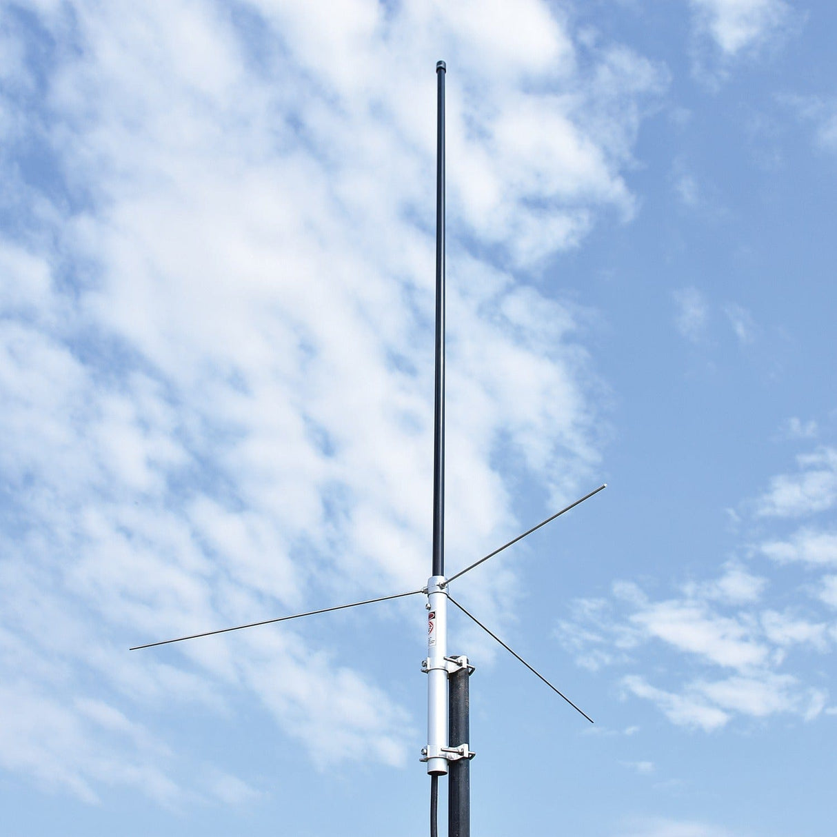 Tram 200-Watt 134 MHz to 184 MHz VHF Black Fiberglass Base Antenna with 50-Ohm UHF SO-239 Connector, 4-Feet 10-Inches Tall