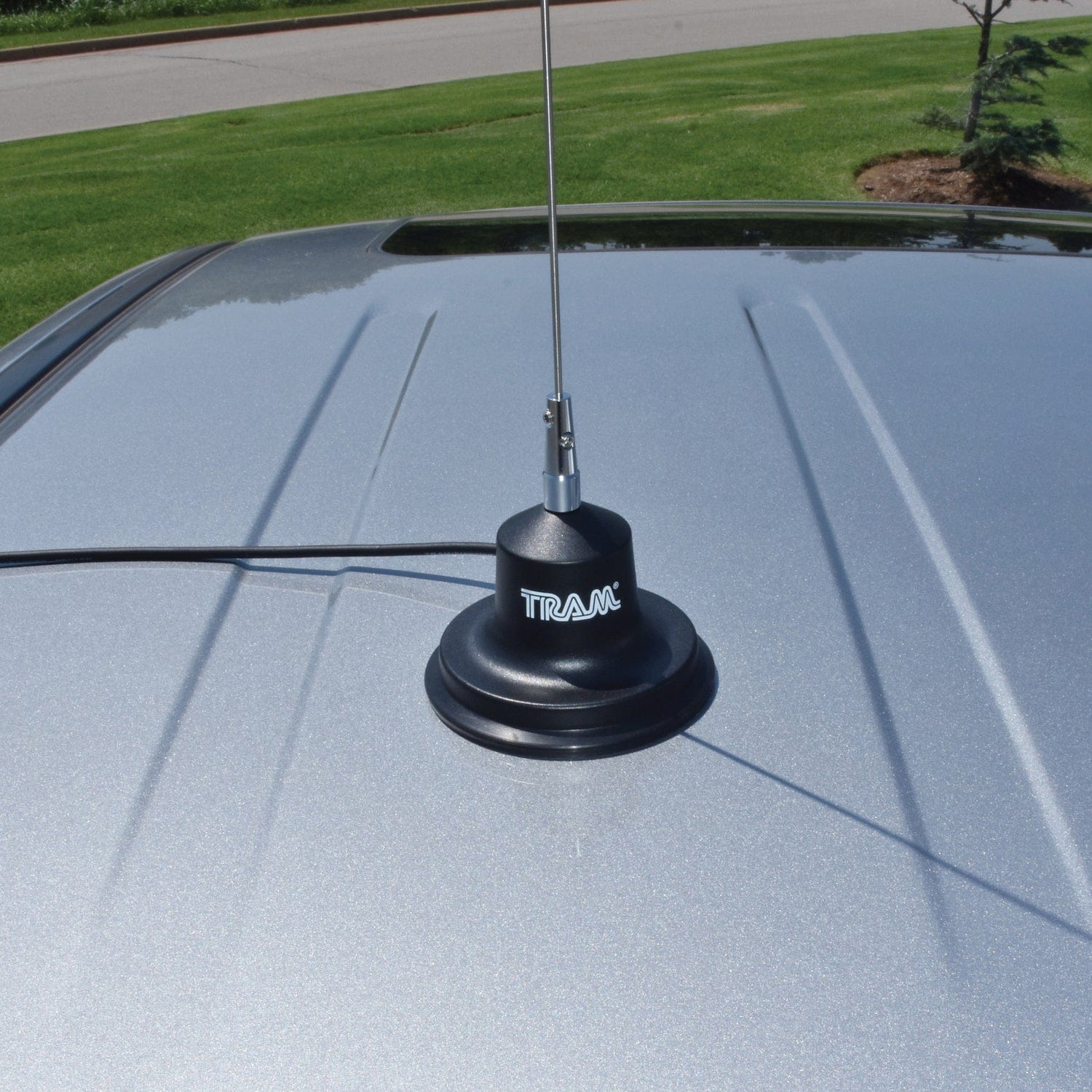 Tram 300-Watt 26 MHz to 30 MHz 1-Piece Magnet-and-Coil-Housing Trucker CB Antenna Kit