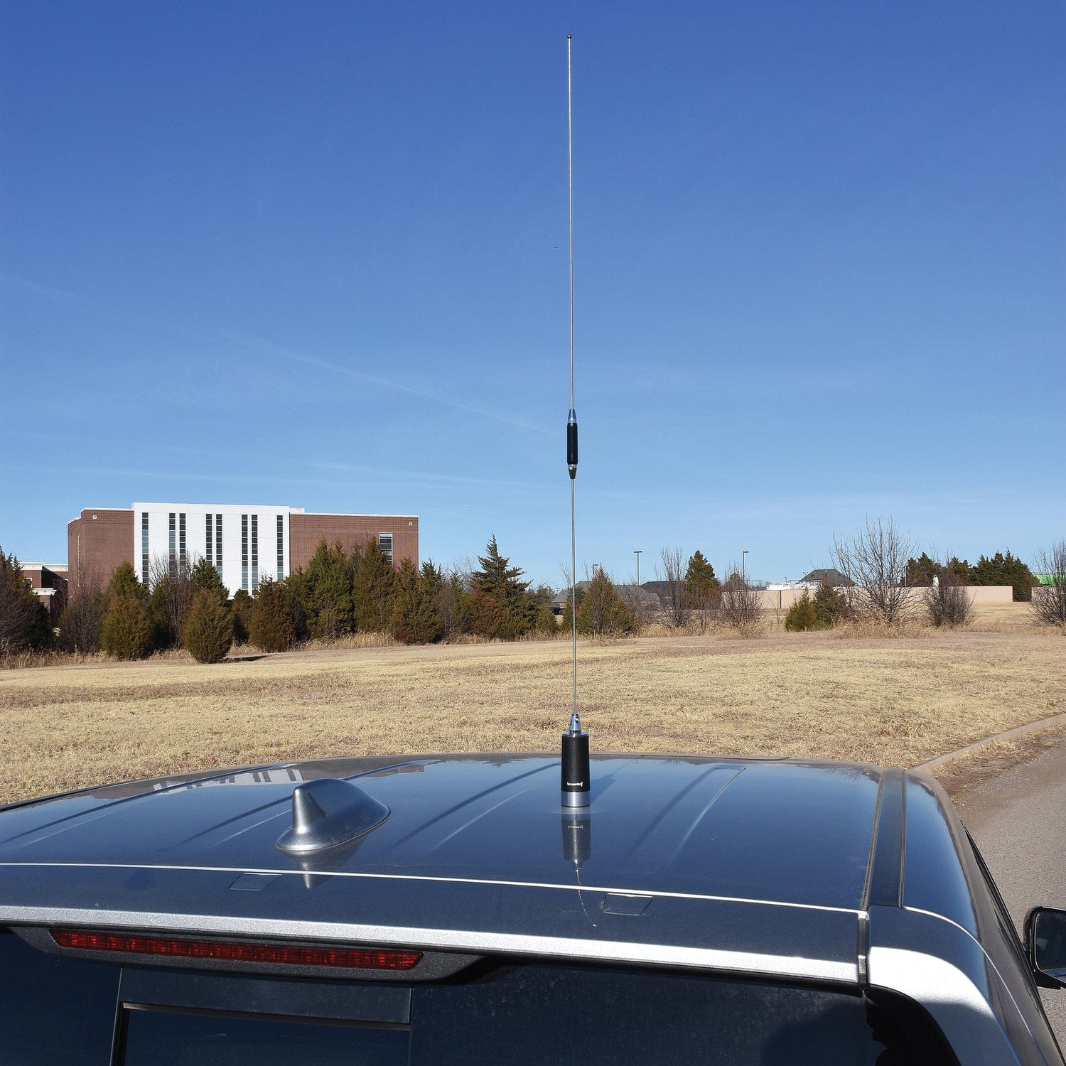 Browning Amateur Dual-Band 144 to 148 MHz/430 to 450 MHz Pretuned NMO Antenna, Chrome
