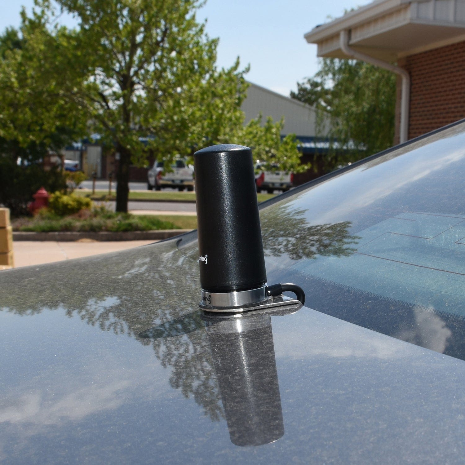 Browning 450 MHz to 465 MHz Low-Profile Antenna with NMO Mounting
