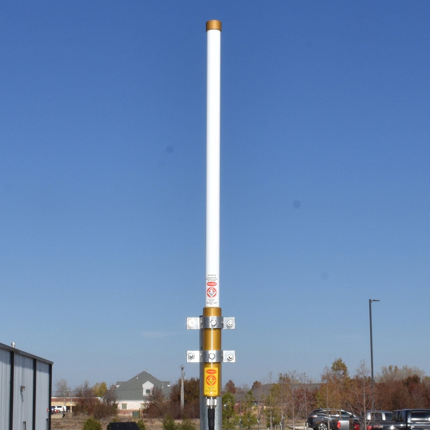 Browning 450-MHz to 470-MHz Pretuned Land Mobile Fiberglass Omni Base Antenna, BR-6140