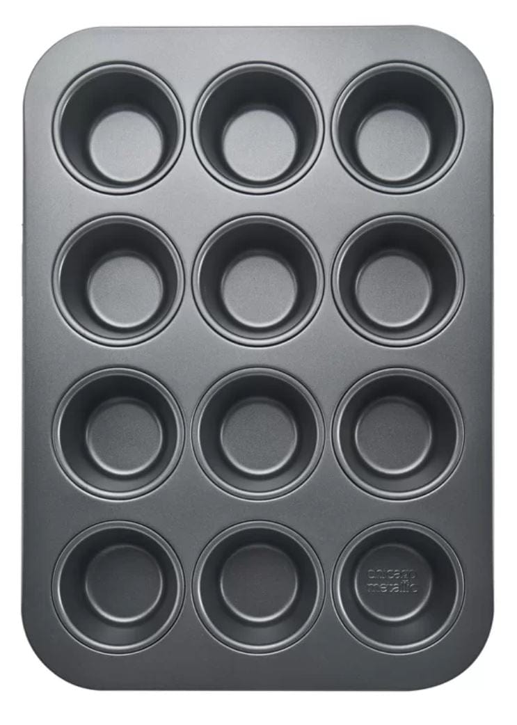 Chicago Metallic CM16612 12 Cupcake or Muffin Pan