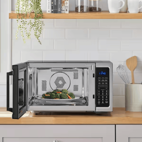 Vissani 1.5 cu. ft. 1000W Countertop Microwave with Air Fry and Sensor Cook, Stainless Steel - Certified Refurbished