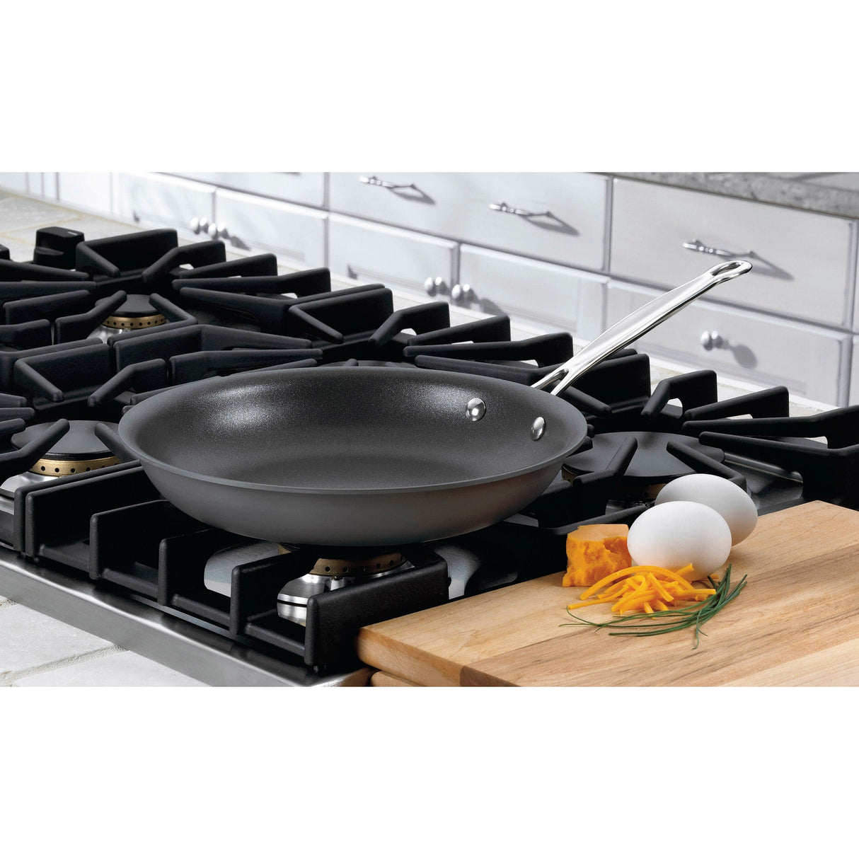 Cuisinart Chef's Classic™ Nonstick Hard Anodized 10" Nonstick Skillet, Black