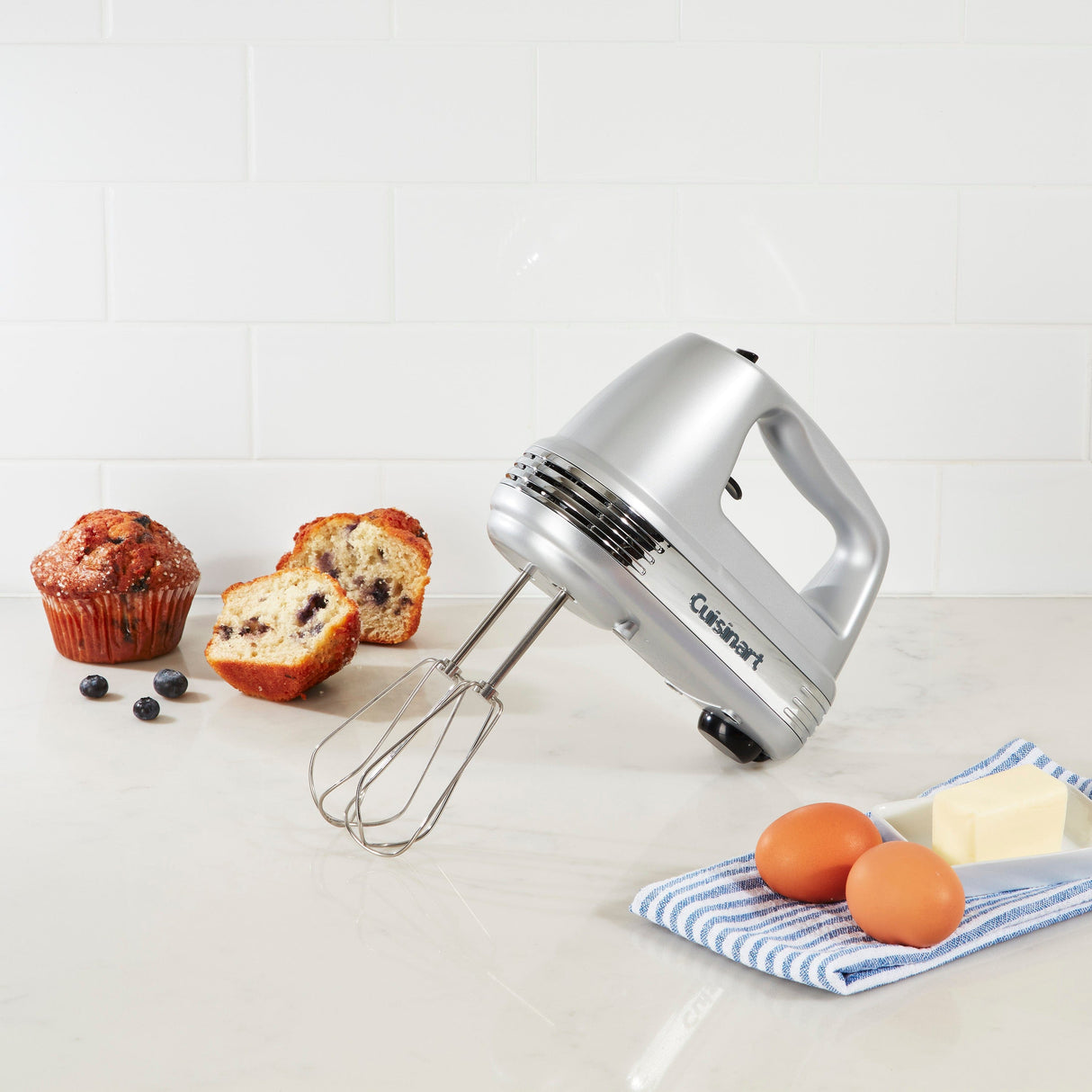 Cuisinart Power Advantage PLUS 9 Speed Hand Mixer with Storage Case, Brushed Chrome