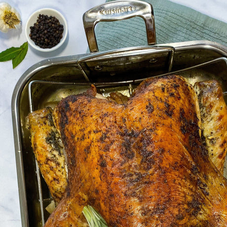 Cuisinart Chef's Classic™ Stainless 16" Roasting Pan with Rack, Silver
