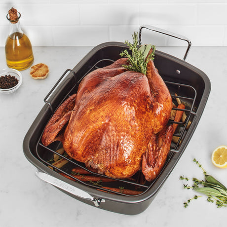 Cuisinart 16″ Roaster with Rack, Gray