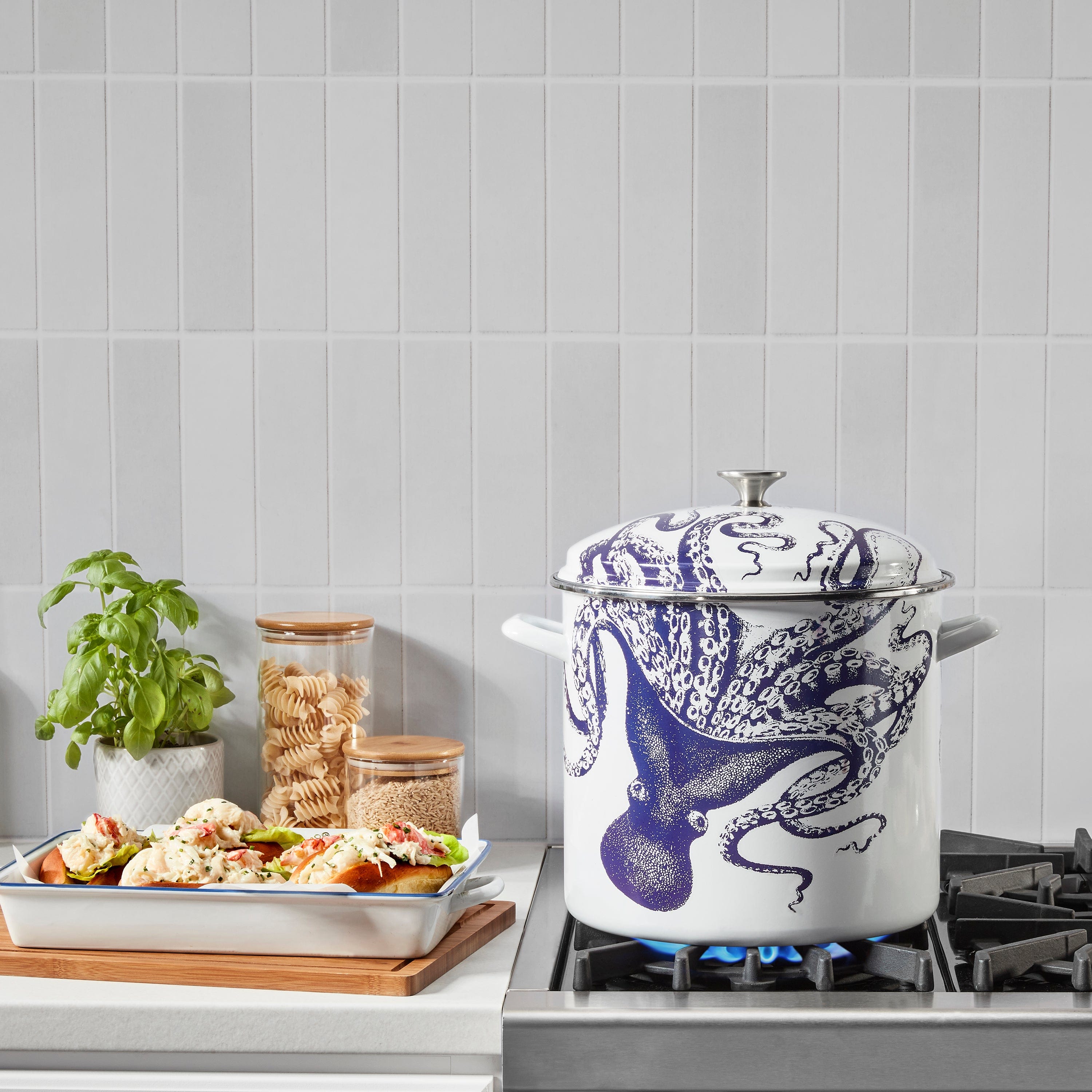 Cuisinart Caskata™ Lucy 16 Qt. Enamel on Steel Stockpot with Cover, White