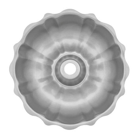 Cuisinart 9.5" Fluted Cake Pan, Silver