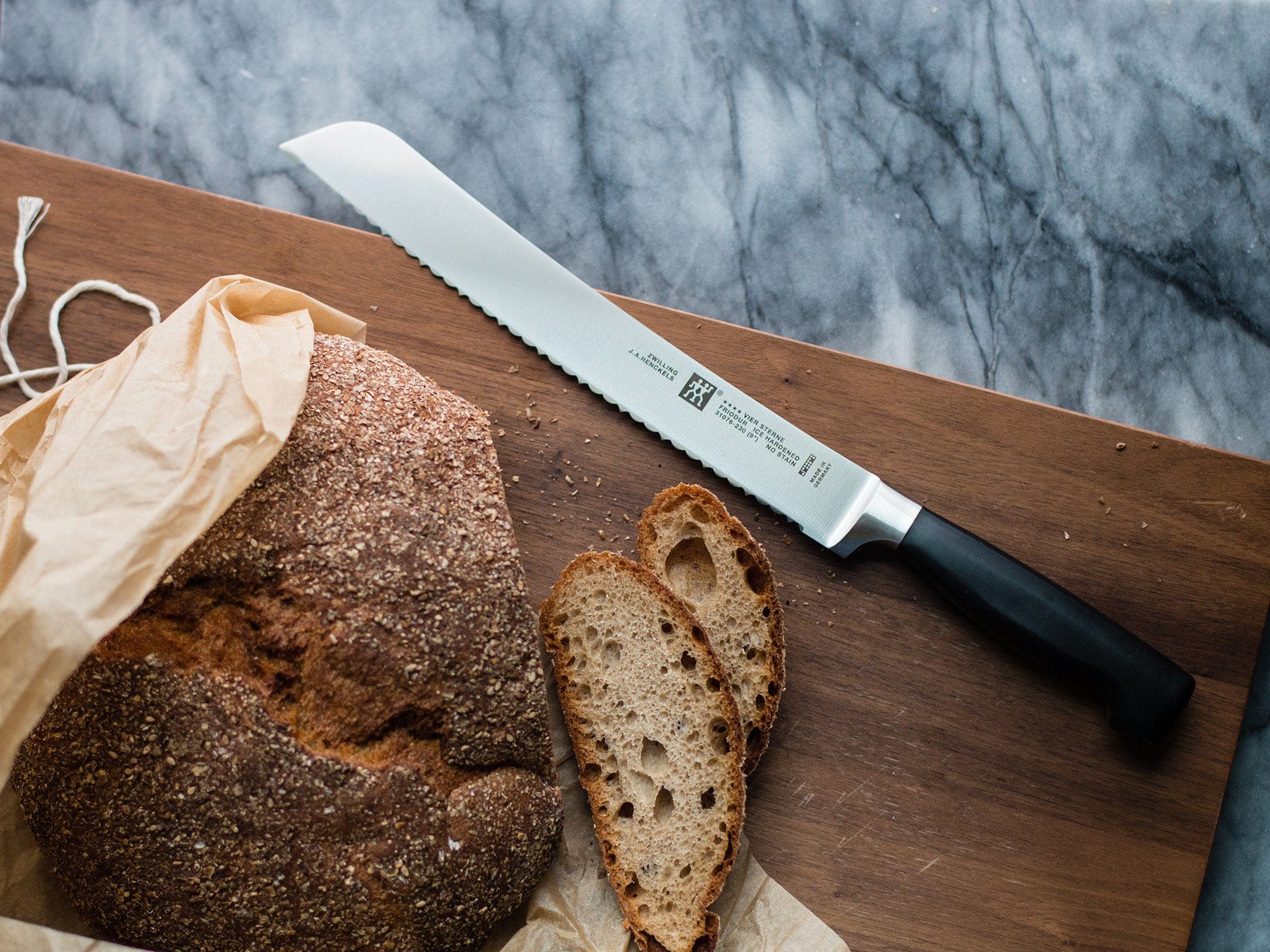 Zwilling Four Star 9-inch Z15 Country Bread Knife